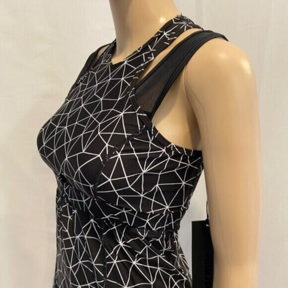 Karma Womens Geometric Print Black & White Racerback Tank Top With Built-In Bra - Picture 9 of 16